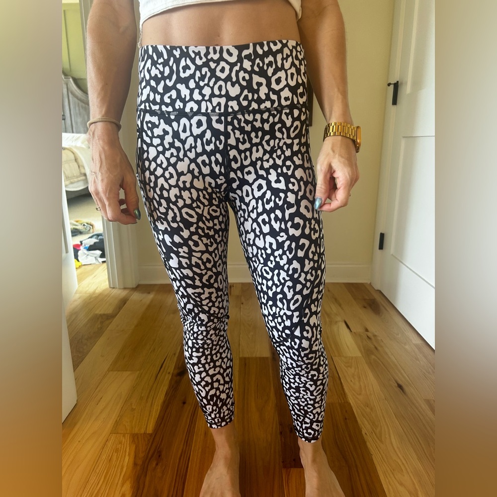 Only worn a few times so cute!